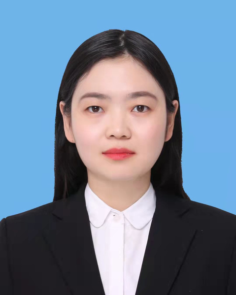 王  倩